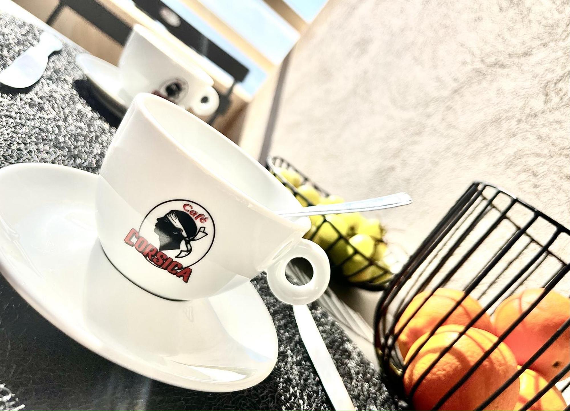 Aria Marina Duplex Vue Mer Route Des Sanguinaires, Plage A 50M, Parking Gratuit, 4 Pers Ajaccio  Eksteriør bilde